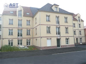 appartement à la location -   60000  BEAUVAIS, surface 27 m2 location appartement - APR736283